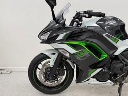 2022 Kawasaki NINJA 650L White