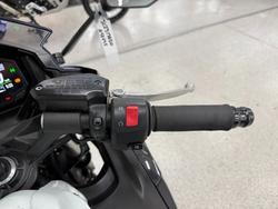 2022 Kawasaki NINJA 650L White