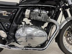 2021 Royal Enfield INTERCEPTOR 650 CUSTOM Black