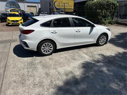 2019 KIA CERATO S