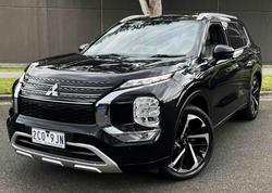 2023 Mitsubishi Outlander Exceed