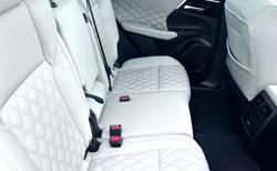 2023 Mitsubishi Outlander Exceed