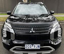 2023 Mitsubishi Outlander Exceed