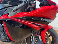 2013 Yamaha YZF-R1 MARS RED METALLIC