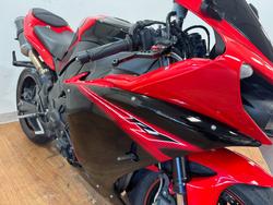 2013 Yamaha YZF-R1 MARS RED METALLIC
