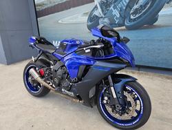 2023 Yamaha YZF-R1 Blue