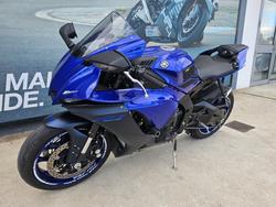 2023 Yamaha YZF-R1 Blue