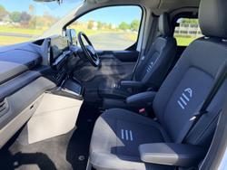 2025 Ford Tourneo Active