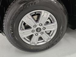 2025 Ford Everest Ambiente