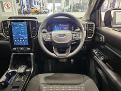 2025 Ford Everest Ambiente