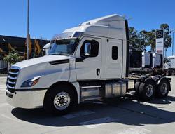 2024 Freightliner Cascadia 126 WHITE
