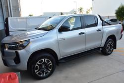 2025 Toyota Hilux SR5 GUN126R 4X4 Dual Range Stunning Silver