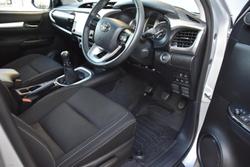 2025 Toyota Hilux SR5 GUN126R 4X4 Dual Range Stunning Silver