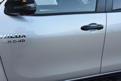 2025 Toyota Hilux SR5 GUN126R 4X4 Dual Range Stunning Silver