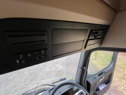 2025 Mercedes-Benz Actros 2663