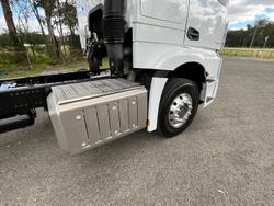 2024 Mercedes-Benz Actros 2535 White
