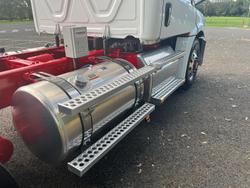 2024 Freightliner Cascadia 126 Tipper White