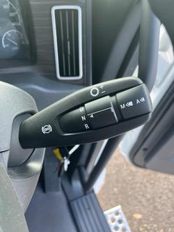 2024 Freightliner Cascadia 126 Tipper White