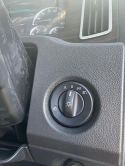 2024 Freightliner Cascadia 126 Tipper White