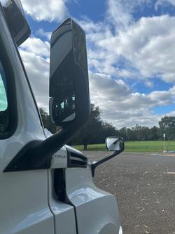 2024 Freightliner Cascadia 126 Tipper White