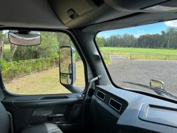 2024 Freightliner Cascadia 116 White