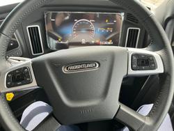 2024 Freightliner Cascadia 116 White