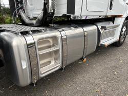 2025 Freightliner Cascadia 126 White