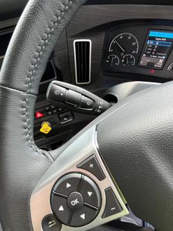 2024 Freightliner Cascadia 126 Tipper White