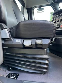 2024 Freightliner Cascadia 126 Tipper White