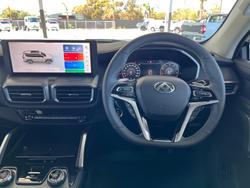 2025 LDV D90 Executive