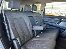 2025 LDV D90 Executive