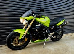2008 Triumph Street Triple 675 Street Triple Green