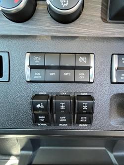 2023 Freightliner Cascadia 126 White