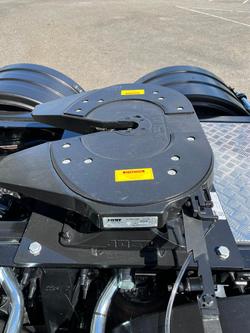 2023 Freightliner Cascadia 126 White