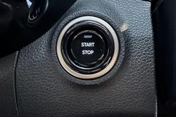 2025 Mahindra XUV3XO AX7L