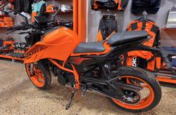 2025 KTM 390 Duke