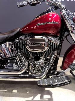 2017 Harley-Davidson Softail Deluxe 1690 (FLSTN) Softail Red