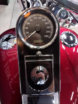 2017 Harley-Davidson Softail Deluxe 1690 (FLSTN) Softail Red