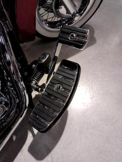 2017 Harley-Davidson Softail Deluxe 1690 (FLSTN) Softail Red