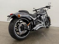 2015 HARLEY-DAVIDSON FXSB SOFTAIL BREAKOUT Black