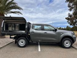 2024 Nissan Navara SL