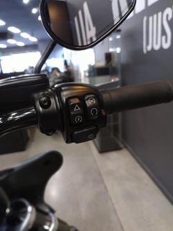 2023 Harley-Davidson Sport Glide 107 (FLSB) Softail Silver