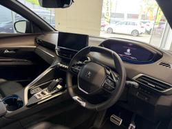 2022 Peugeot 5008 GT Sport