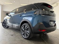 2022 Peugeot 5008 GT Sport