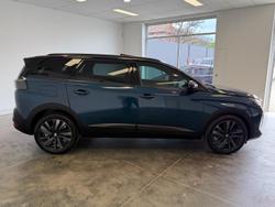 2022 Peugeot 5008 GT Sport