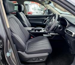 2025 LDV D90 Executive