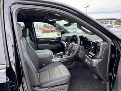 2025 Chevrolet Silverado 1500 ZR2 W/Tech Pack