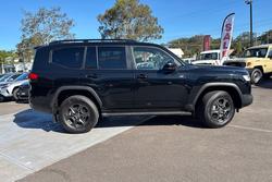 2025 Toyota Landcruiser GR Sport