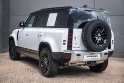 2025 Land Rover Defender 110 D250 S