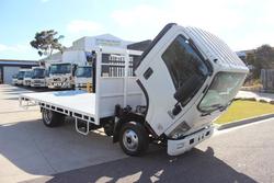 2017 Isuzu N Series NNR 45-150 WHITE